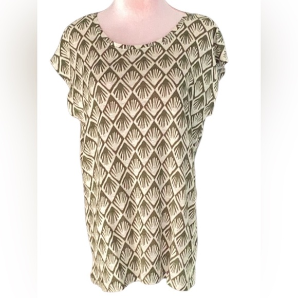 New C&C California Olive and Cream 100% Linen Leaf Print Top Blouse Medium - Picture 7 of 9